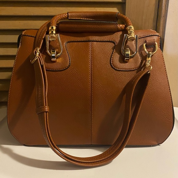 Purse MG Collection braided top handles and removable cross body strap - Picture 2 of 5